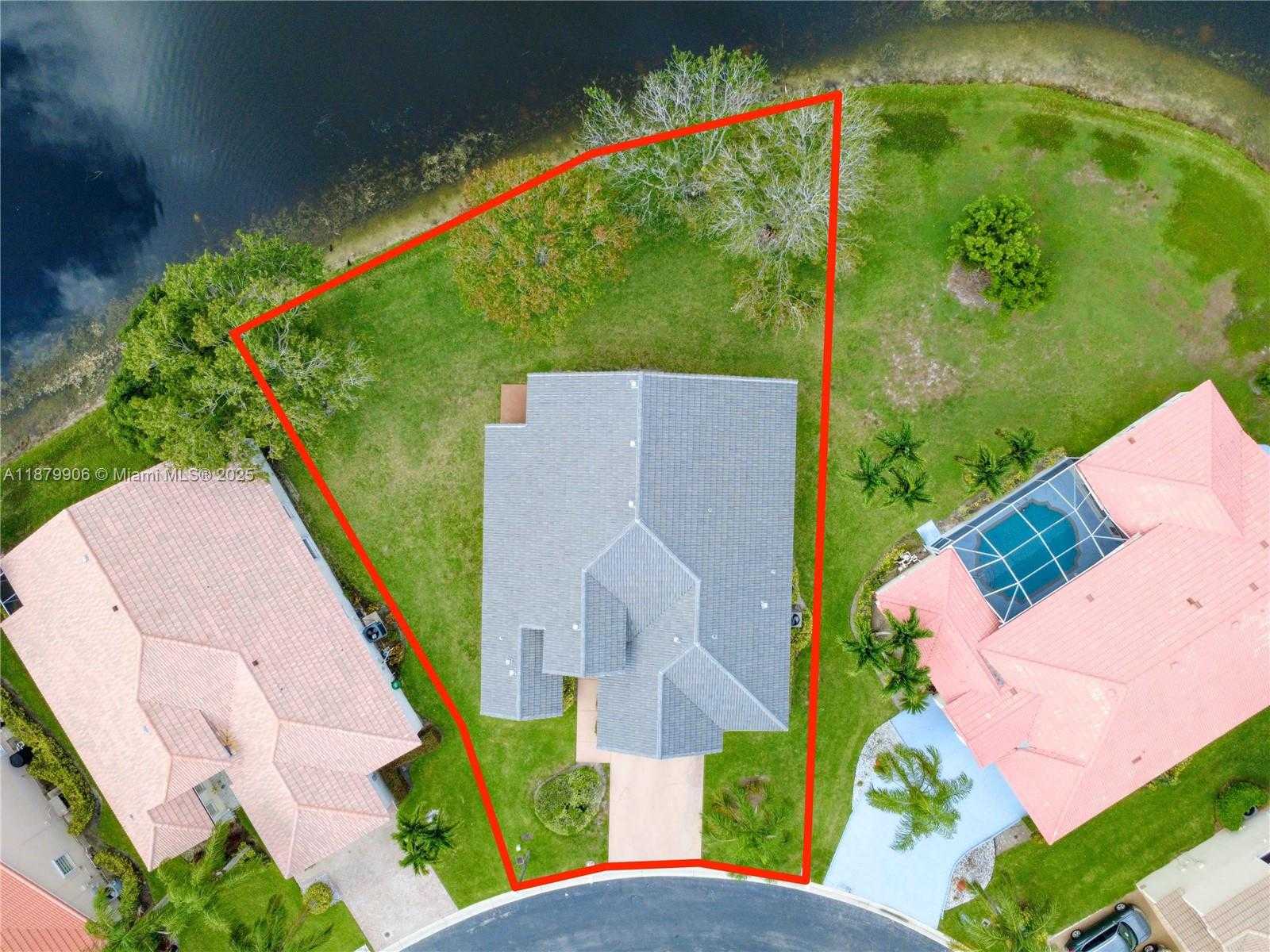 Small Image of 2549 EGRET LAKE DR, Green Acres Number 2
