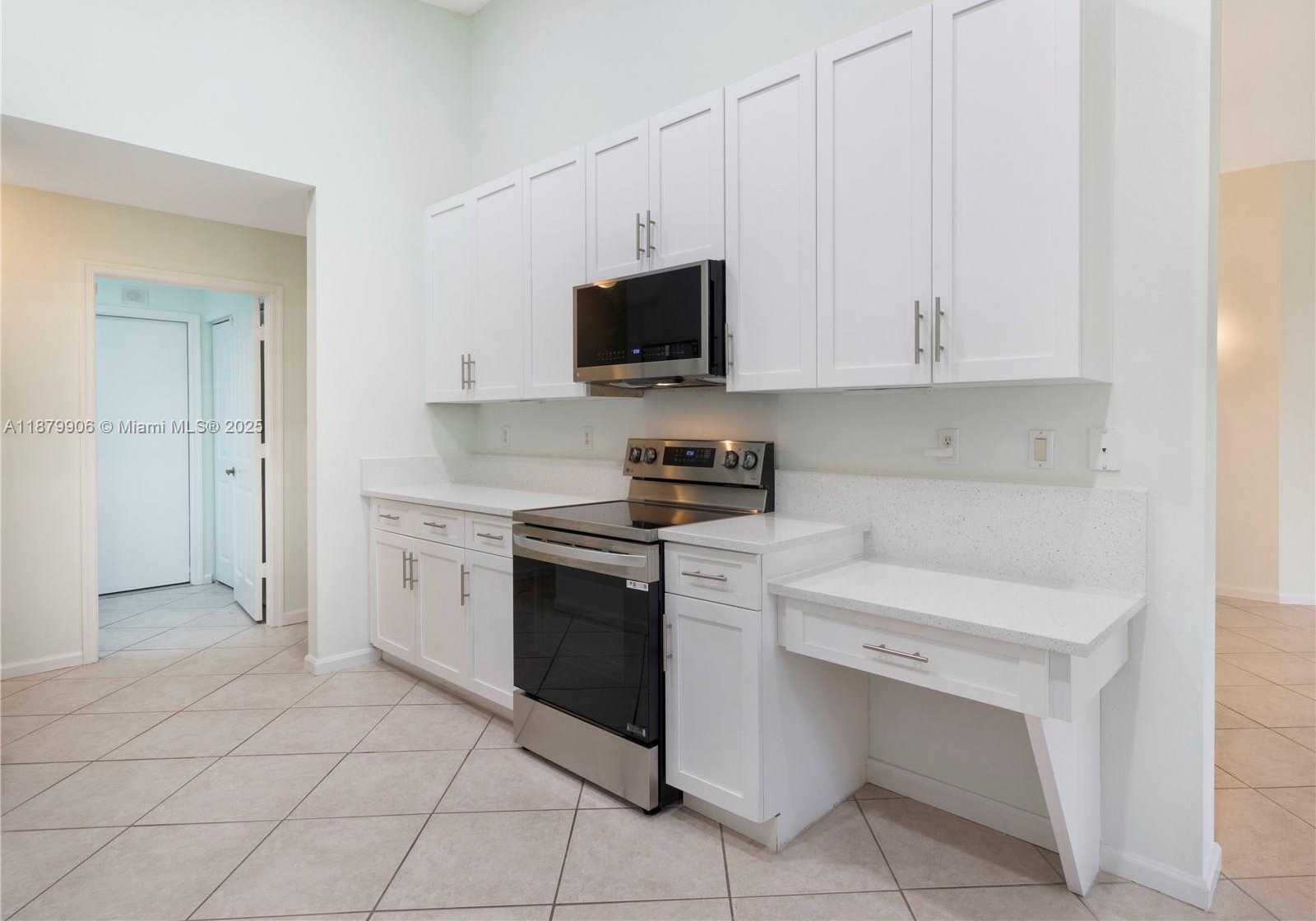 Small Image of 2549 EGRET LAKE DR, Green Acres Number 24
