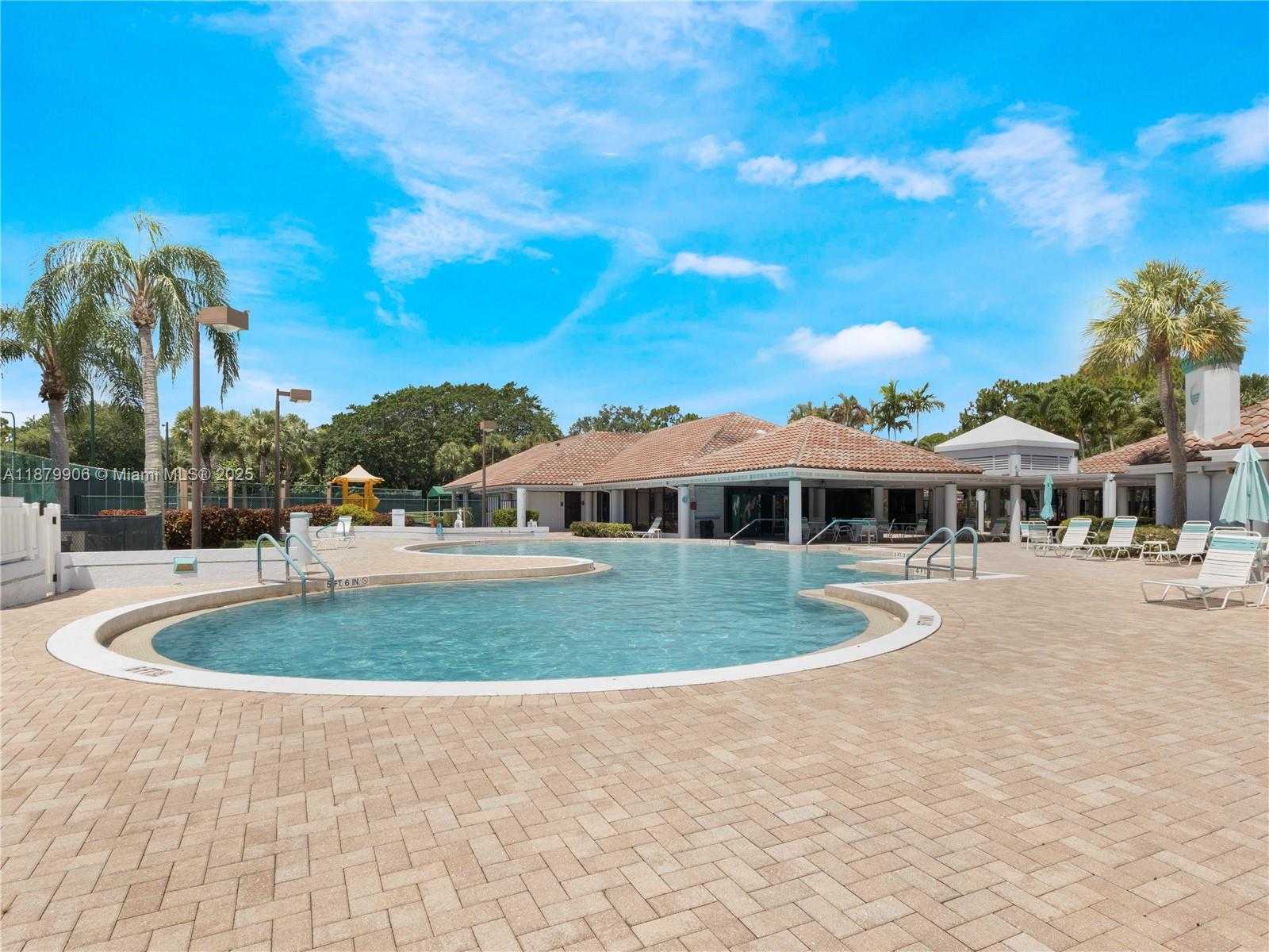 Small Image of 2549 EGRET LAKE DR, Green Acres Number 39