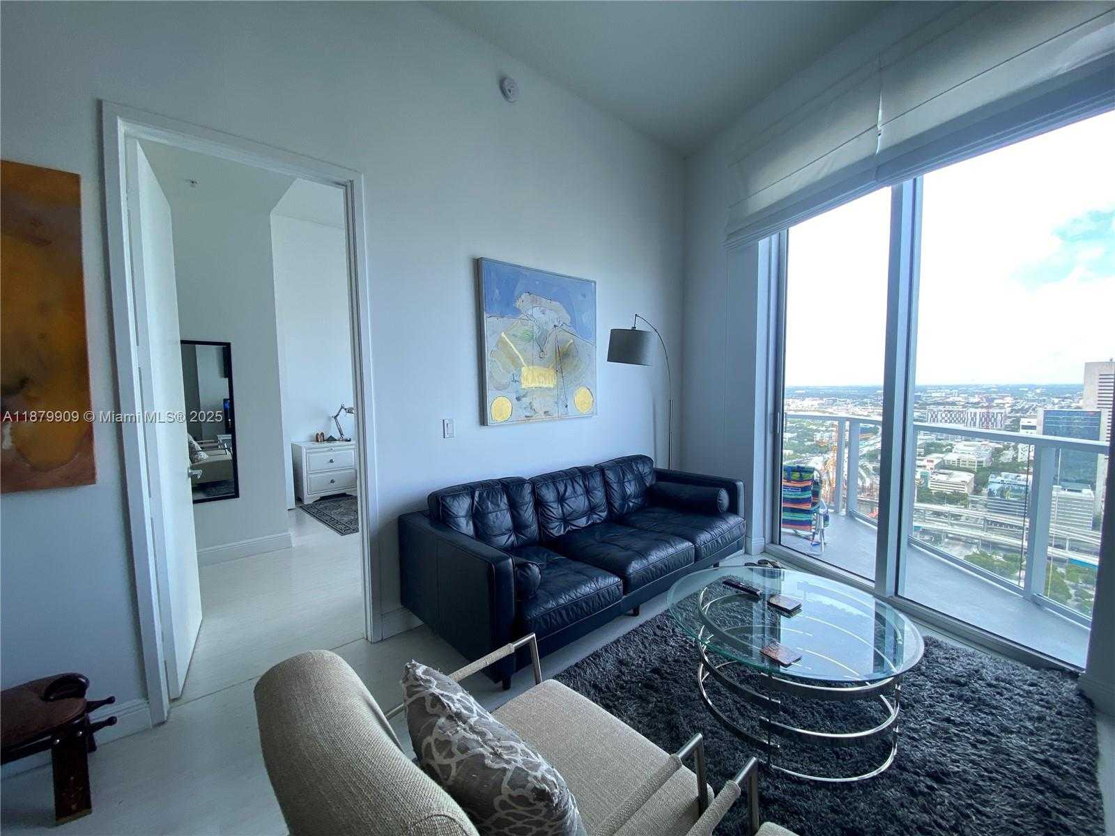 Small Image of 185 SOUTH WEST 7 ST #4405, Miami Number 3