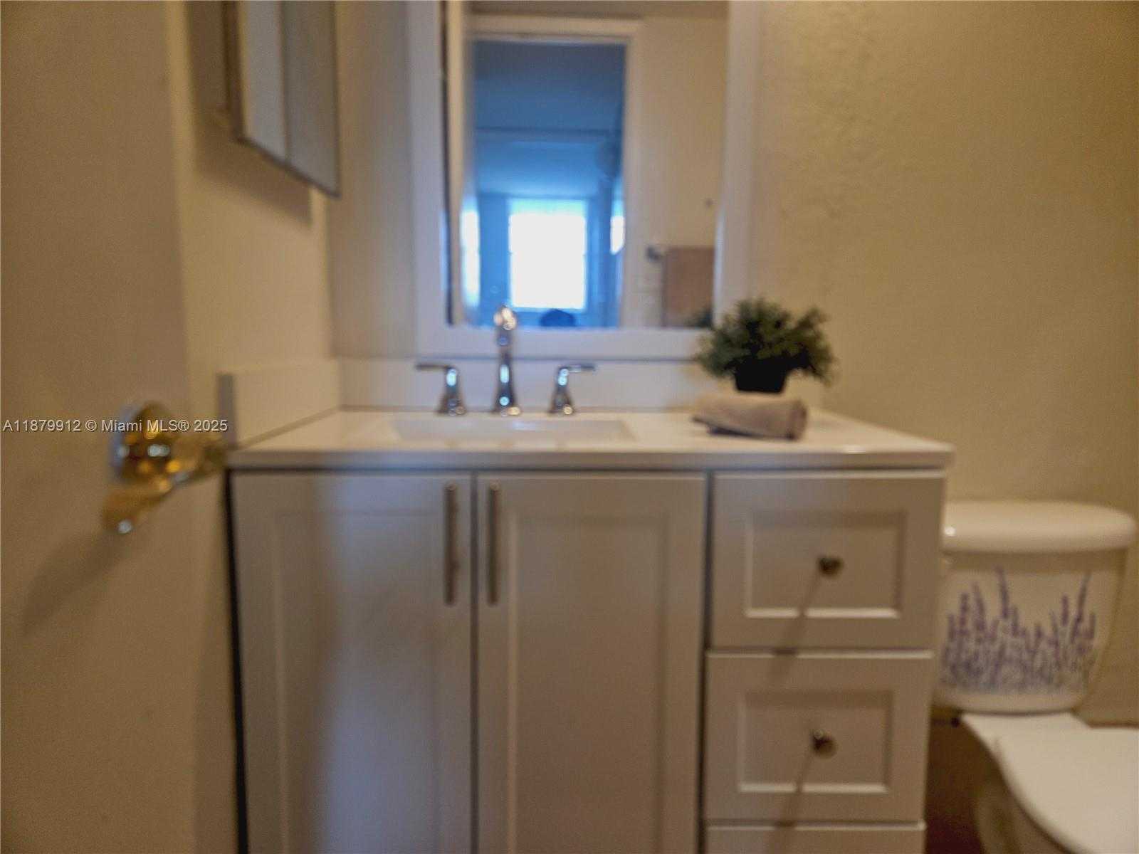 Small Image of 801 NORTH WEST 47TH AVE #907W, Miami Number 10