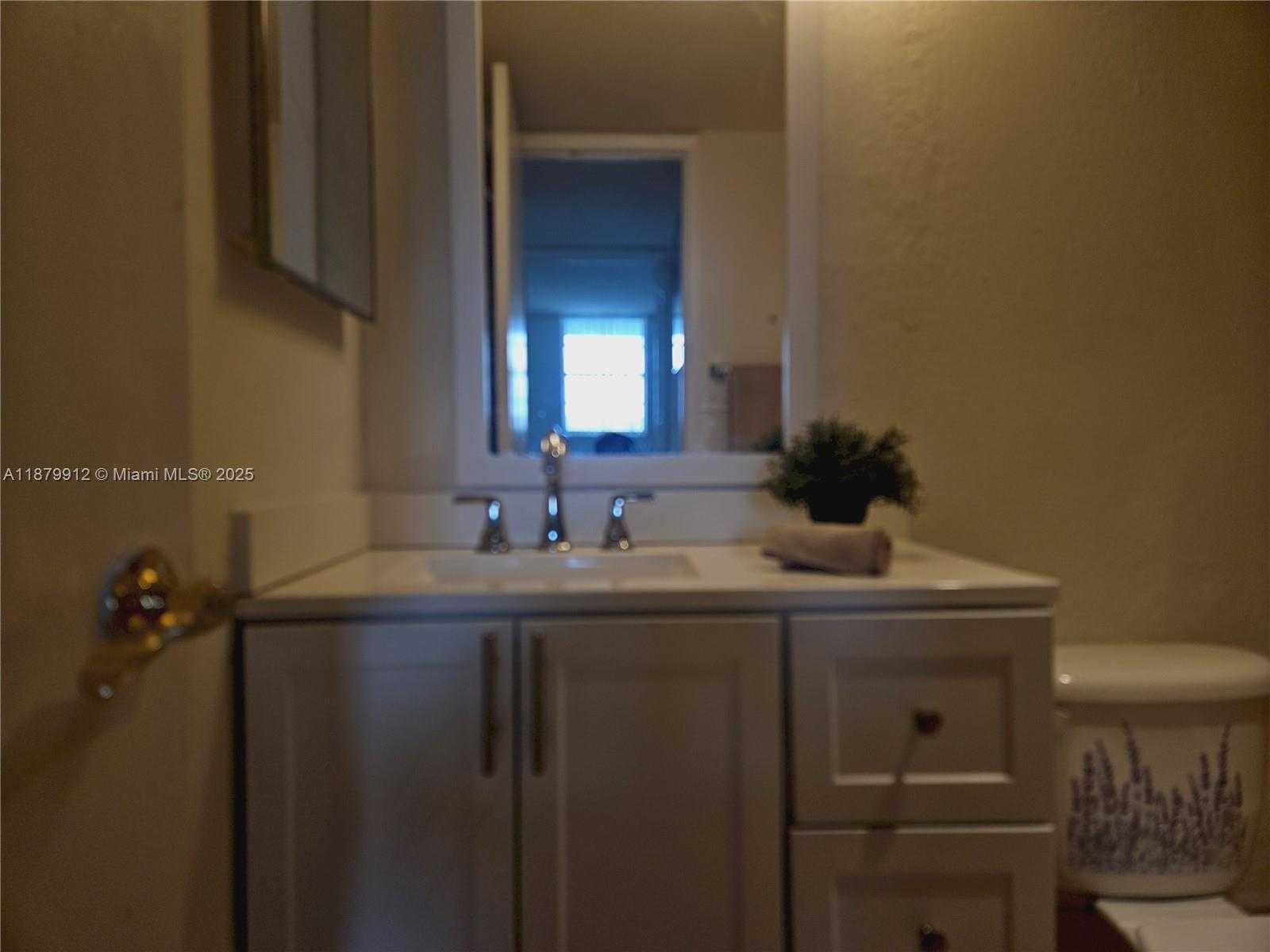 Small Image of 801 NORTH WEST 47TH AVE #907W, Miami Number 11