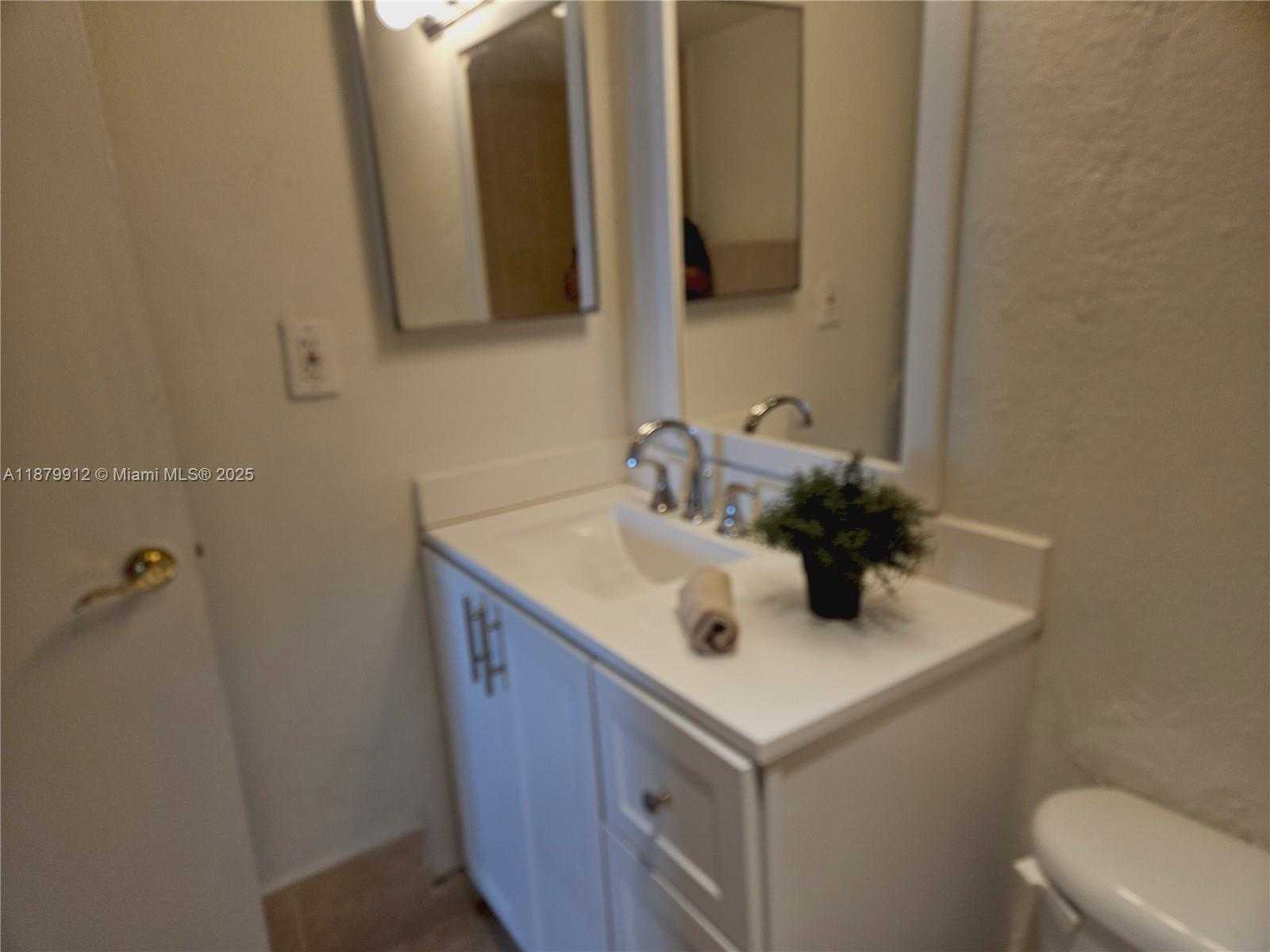 Small Image of 801 NORTH WEST 47TH AVE #907W, Miami Number 9