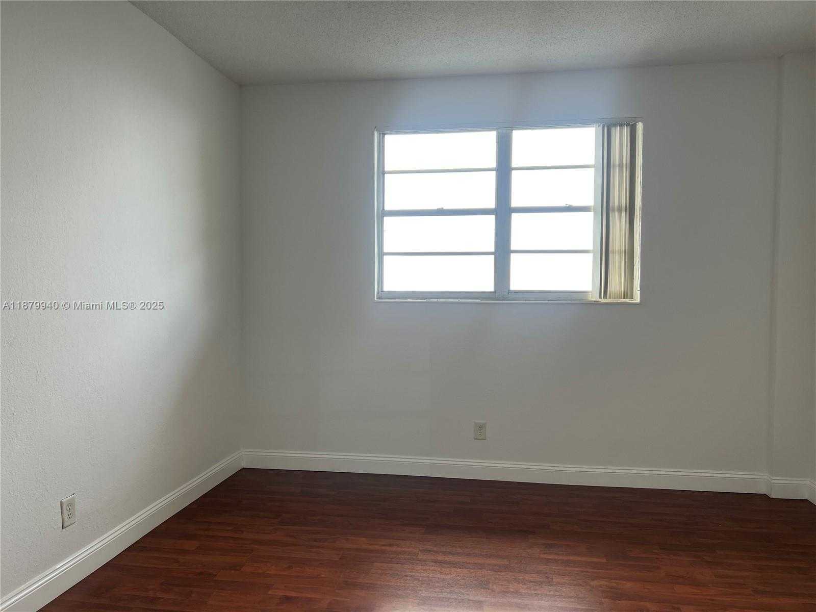 Small Image of 19390 COLLINS AVE #PH-5, Sunny Isles Beach Number 13