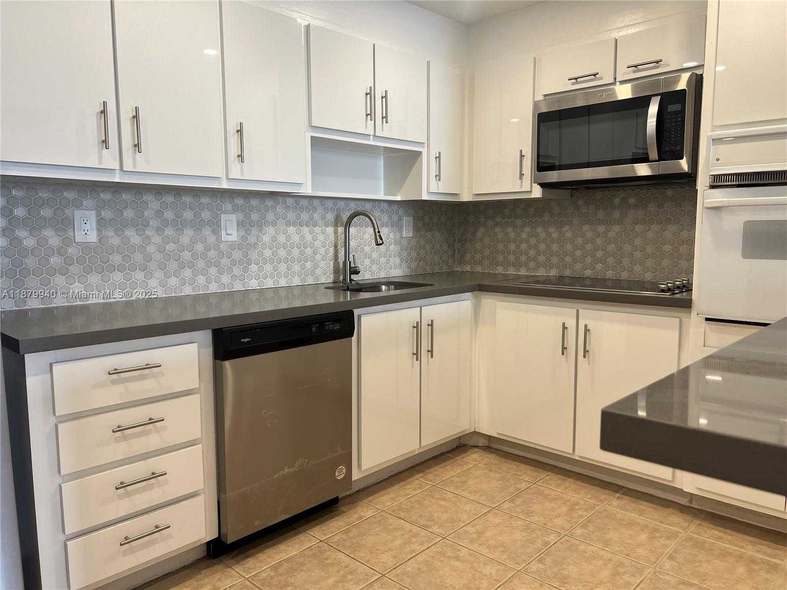 Small Image of 19390 COLLINS AVE #PH-5, Sunny Isles Beach Number 5