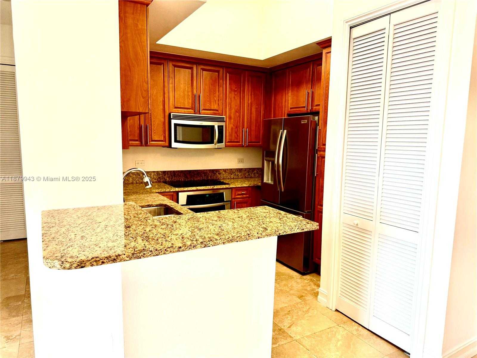 Small Image of 1805 PONCE DE LEON BLVD #719, Coral Gables Number 4