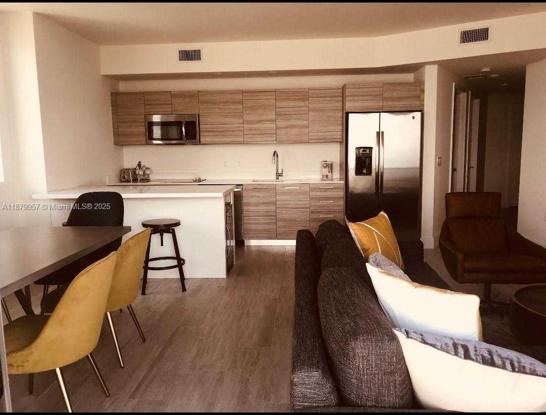 Small Image of 121 NORTH EAST 34TH ST #1809, Miami Number 17