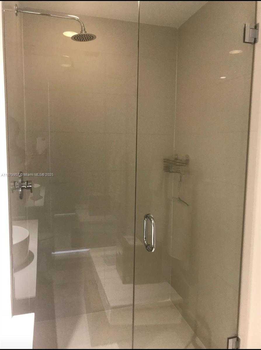 Small Image of 121 NORTH EAST 34TH ST #1809, Miami Number 25