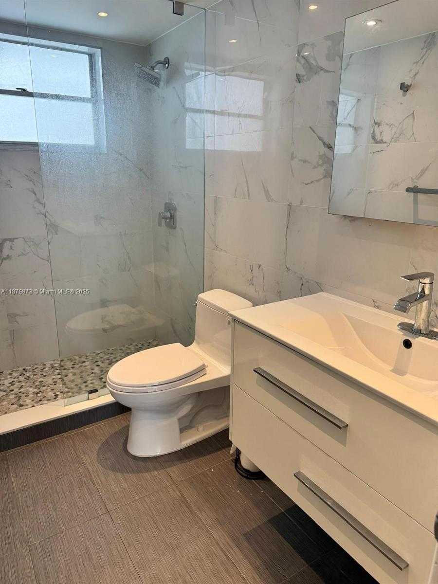 Small Image of 1610 LENOX AVE #312, Miami Beach Number 10