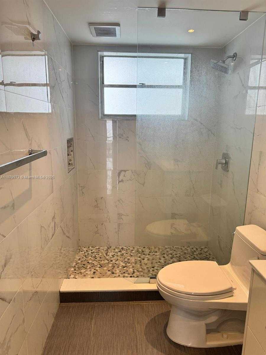 Small Image of 1610 LENOX AVE #312, Miami Beach Number 13