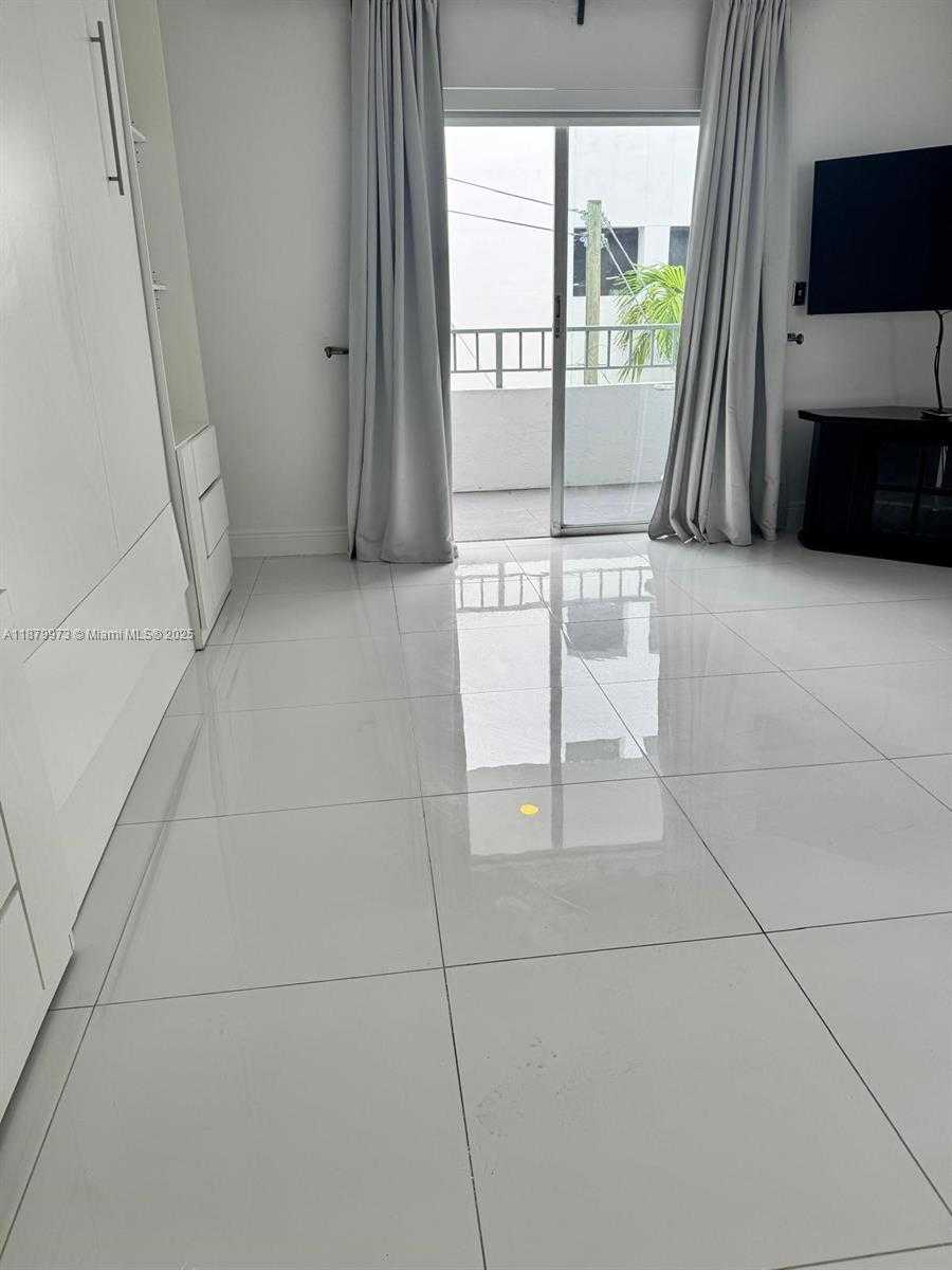 Small Image of 1610 LENOX AVE #312, Miami Beach Number 15