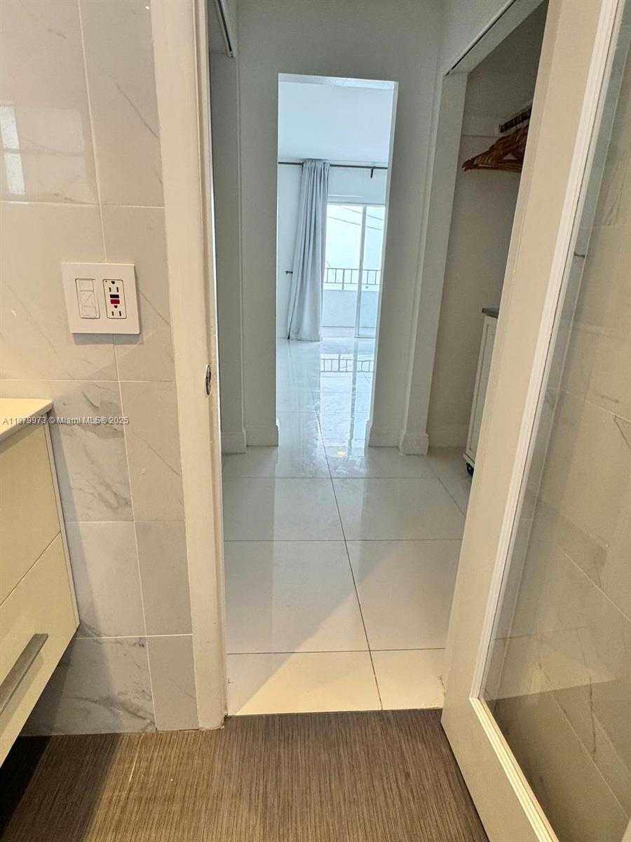 Small Image of 1610 LENOX AVE #312, Miami Beach Number 20
