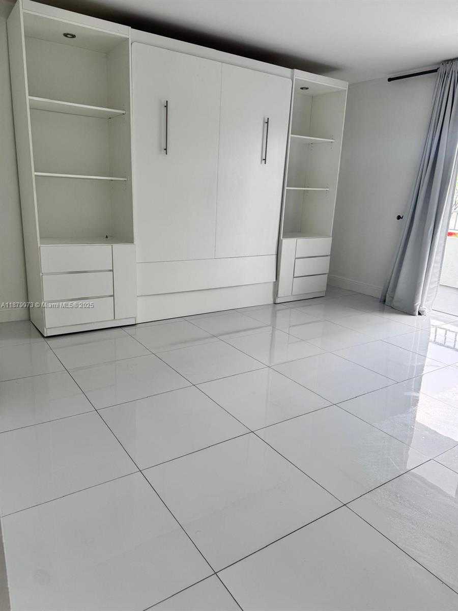 Small Image of 1610 LENOX AVE #312, Miami Beach Number 6