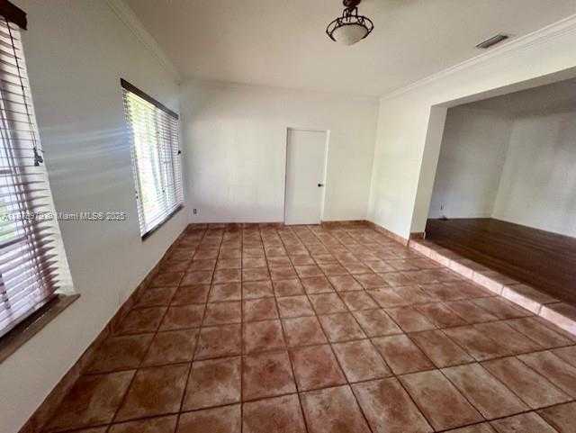 Small Image of 4471 SOUTH WEST 4TH ST, Miami Number 6