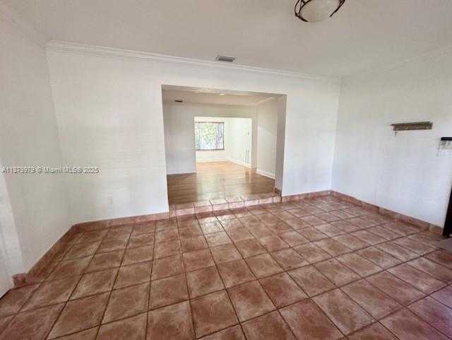 Small Image of 4471 SOUTH WEST 4TH ST, Miami Number 8