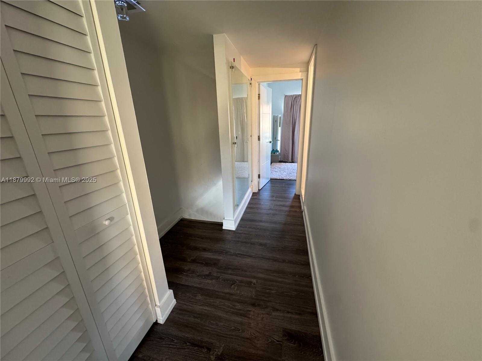 Small Image of 10048 SOUTH WEST 77TH CT, Miami Number 16