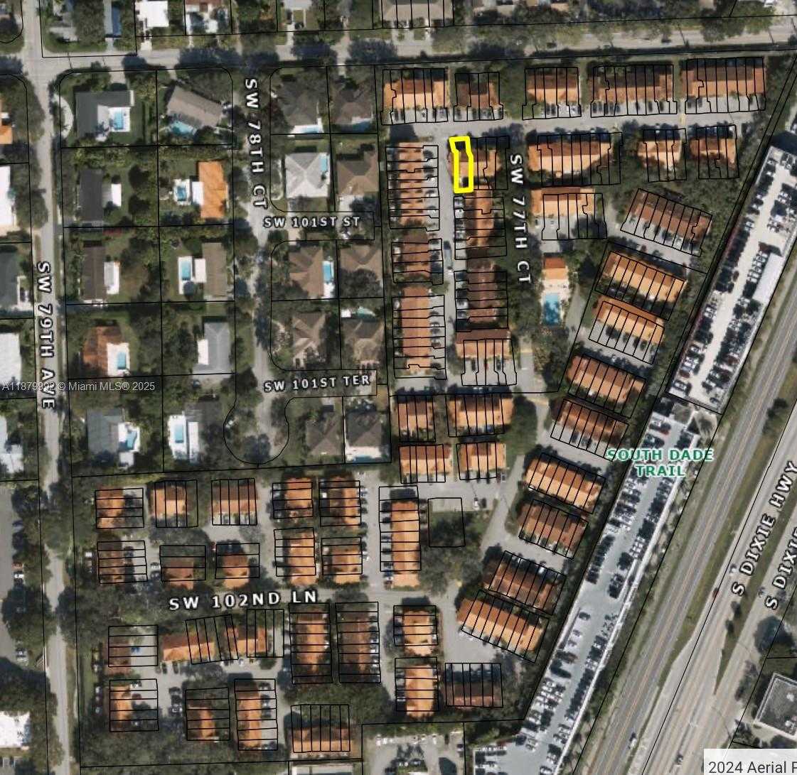 Small Image of 10048 SOUTH WEST 77TH CT, Miami Number 29