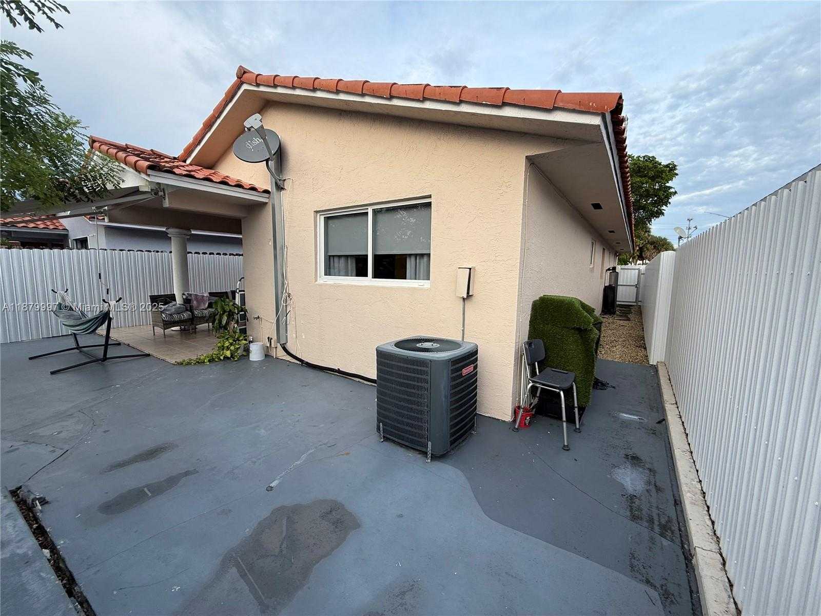 Small Image of 6598 WEST 22ND CT #6598, Hialeah Number 18