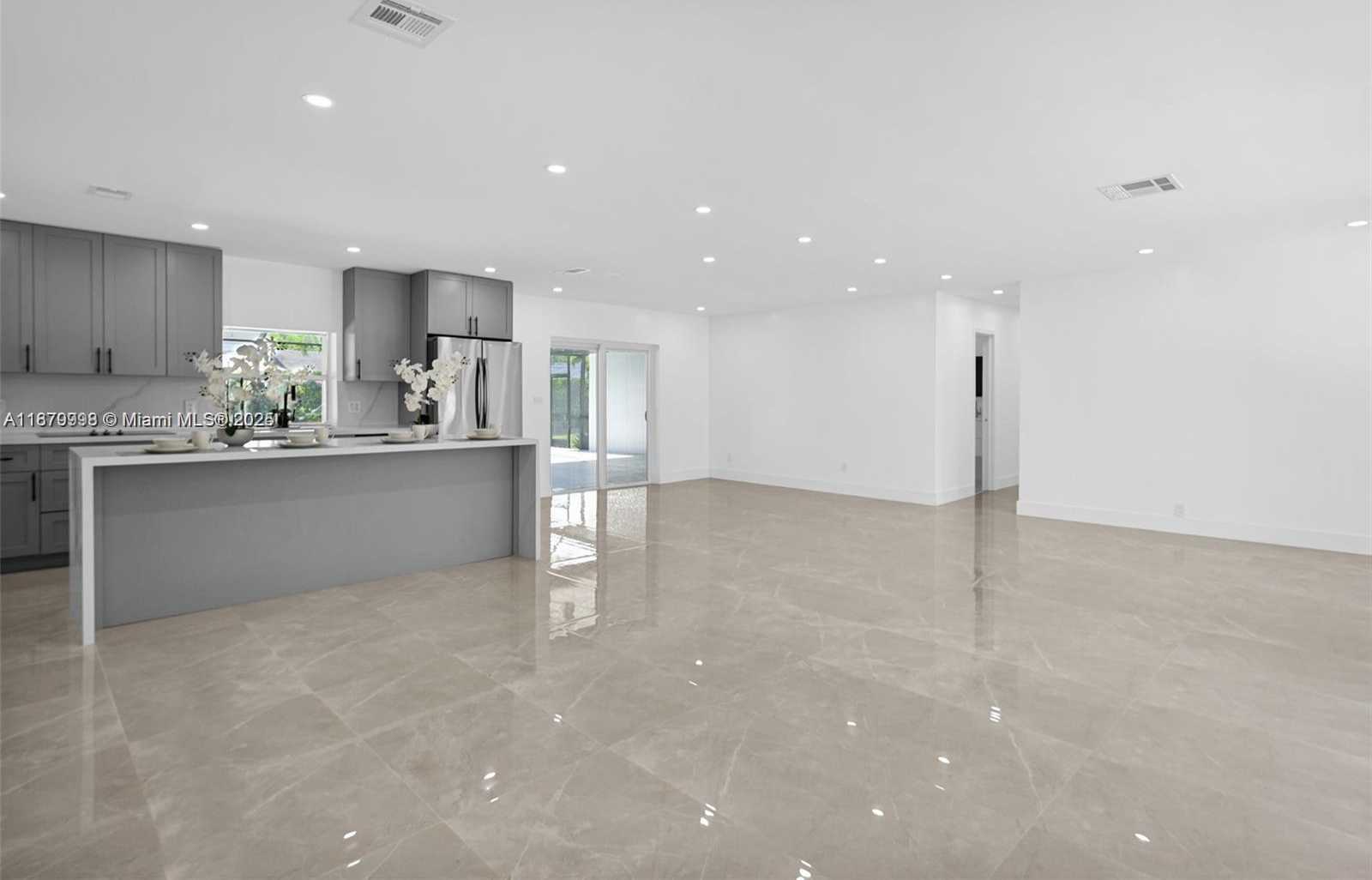 Small Image of 7400 SOUTH WEST 114TH ST, Pinecrest Number 5
