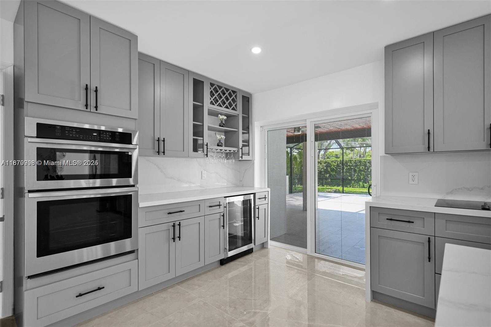 Small Image of 7400 SOUTH WEST 114TH ST, Pinecrest Number 7