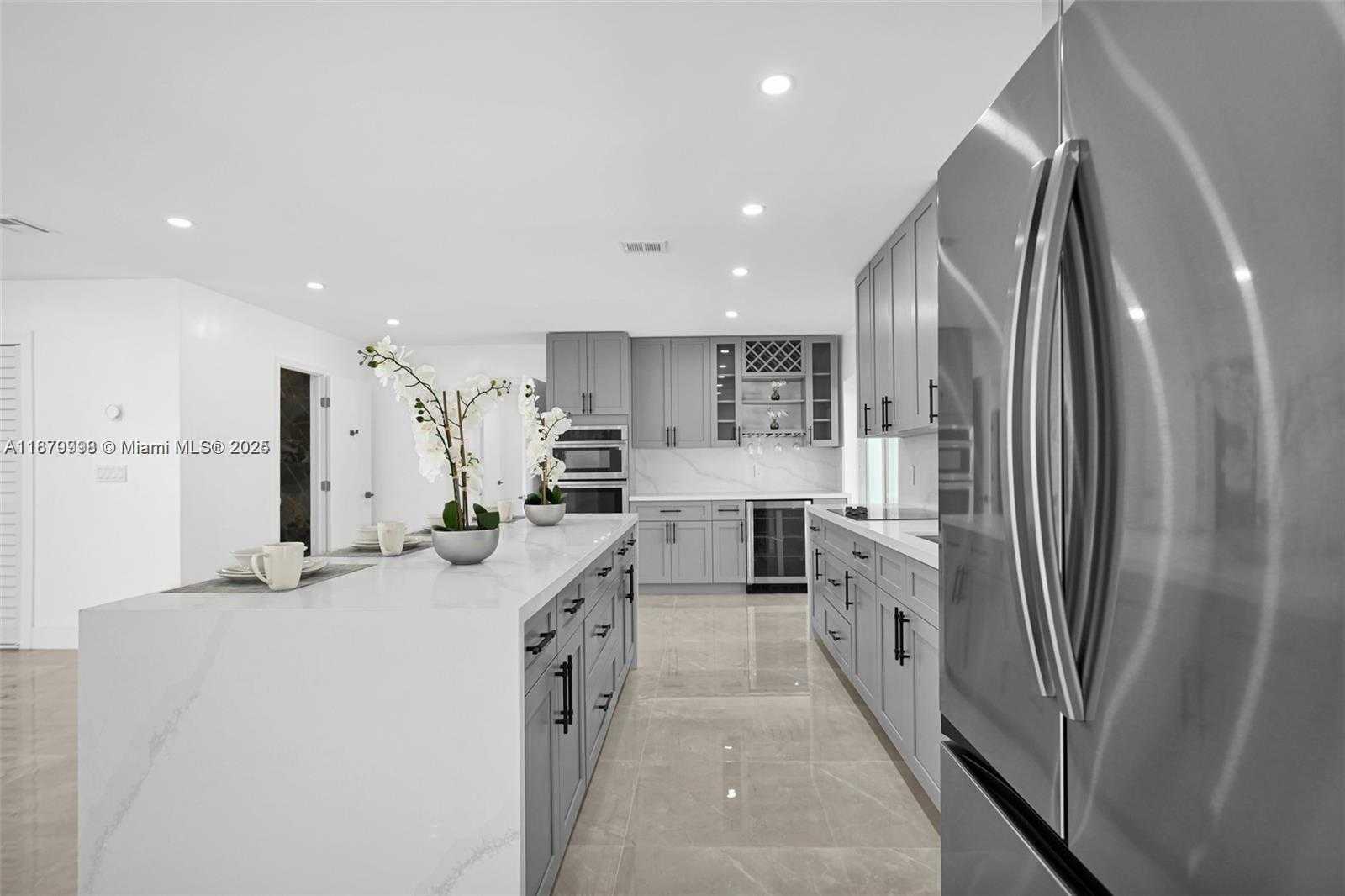 Small Image of 7400 SOUTH WEST 114TH ST, Pinecrest Number 8
