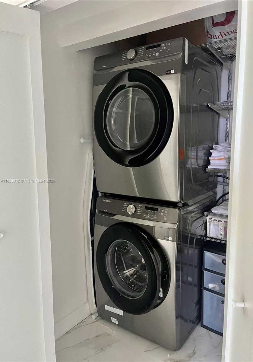 Small Image of 1330 WEST AVE #3406, Miami Beach Number 8
