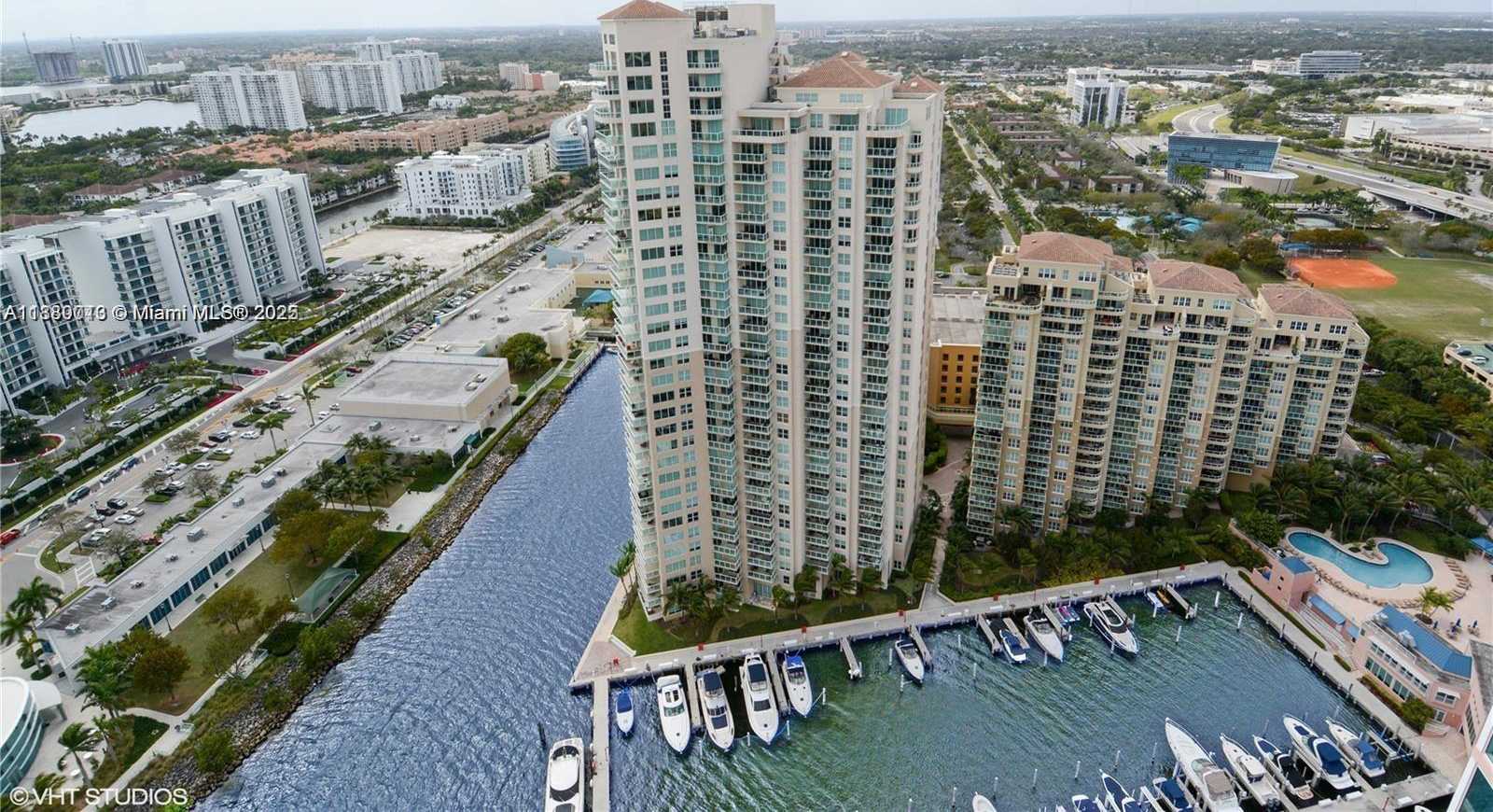 Small Image of 3370 HIDDEN BAY DR #1715, Aventura Number 2