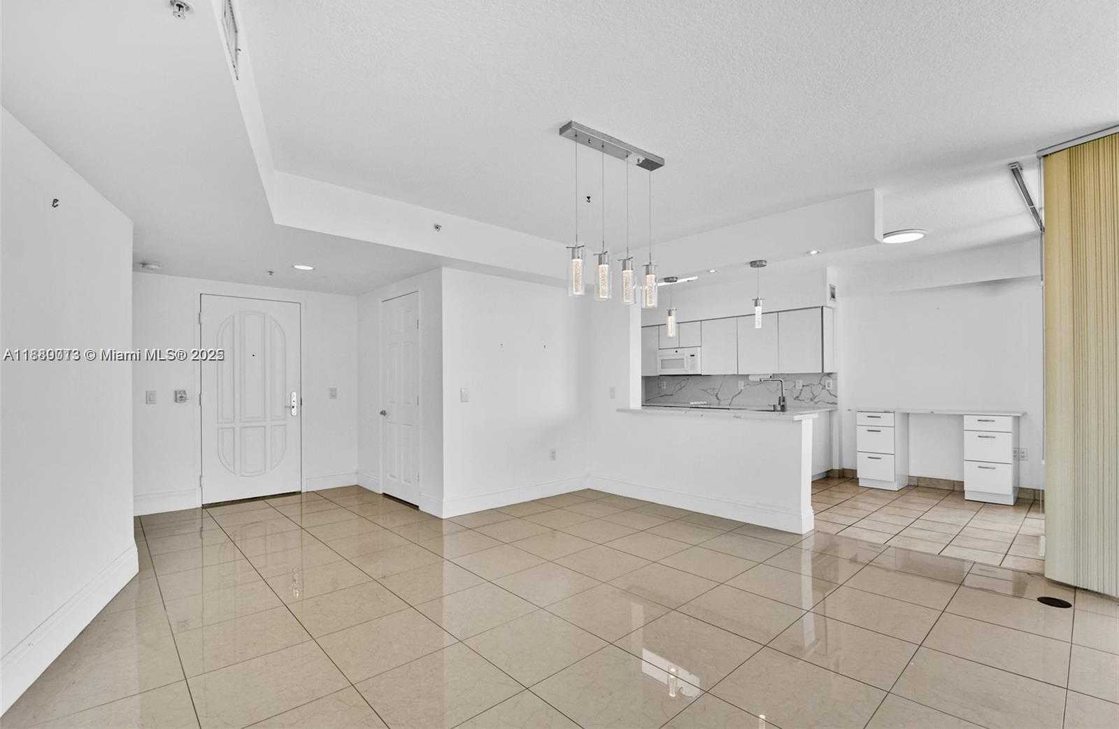Small Image of 3370 HIDDEN BAY DR #1715, Aventura Number 22