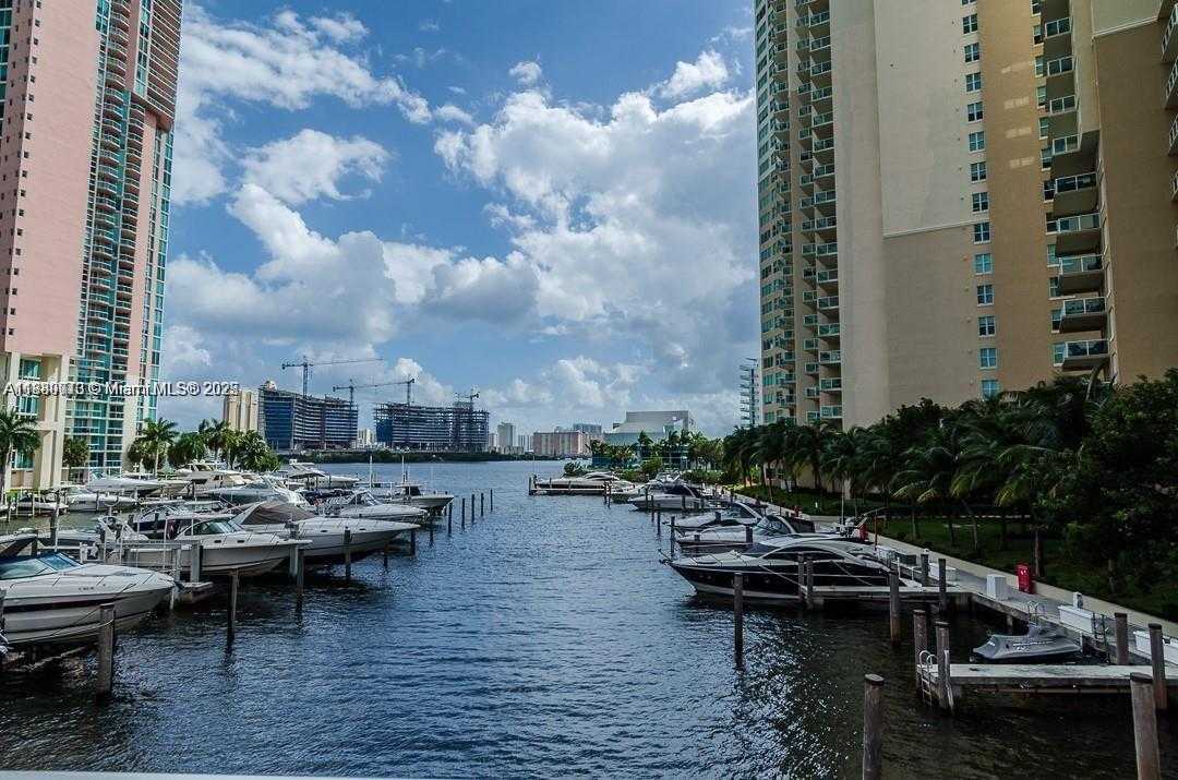 Small Image of 3370 HIDDEN BAY DR #1715, Aventura Number 7