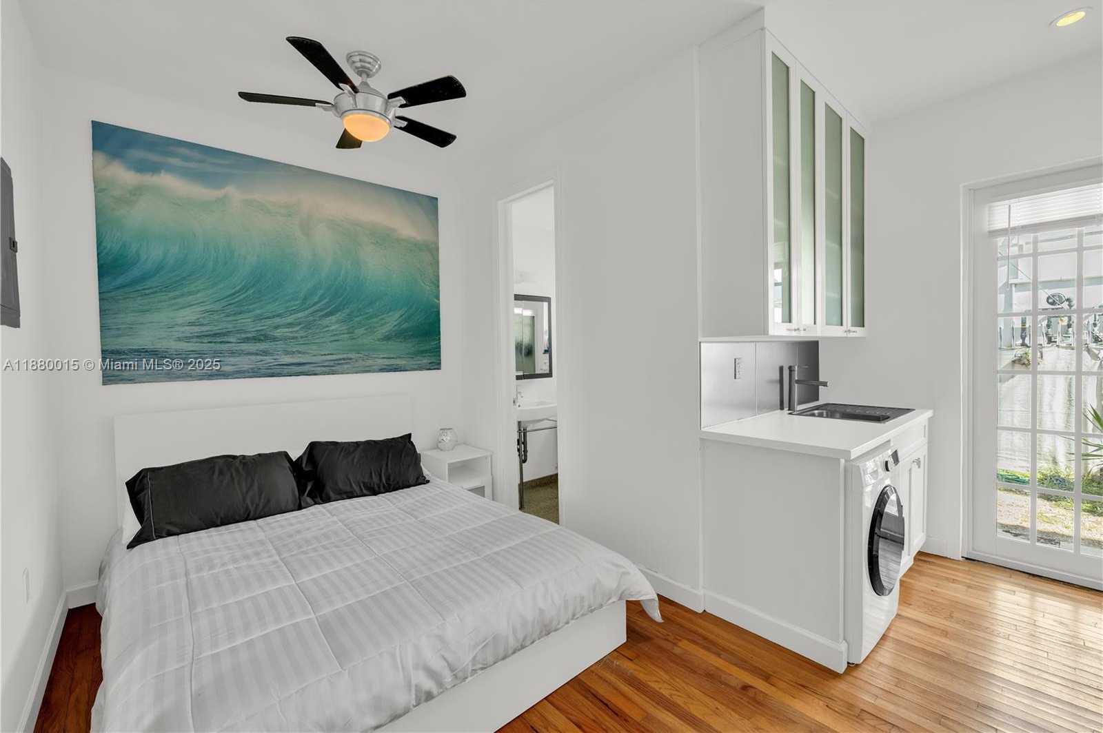Small Image of 439 15TH ST #2, Miami Beach Number 11