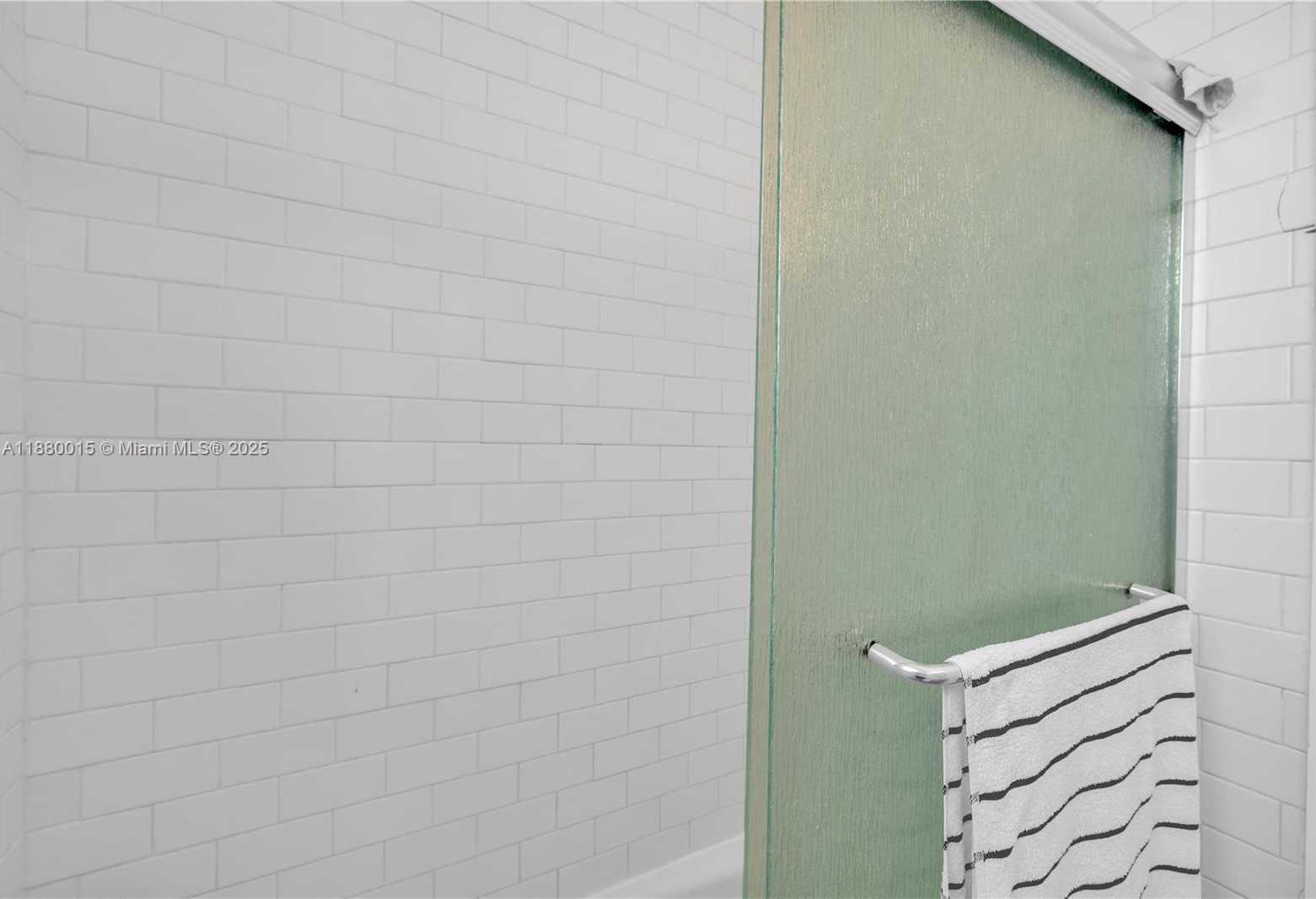 Small Image of 439 15TH ST #2, Miami Beach Number 13