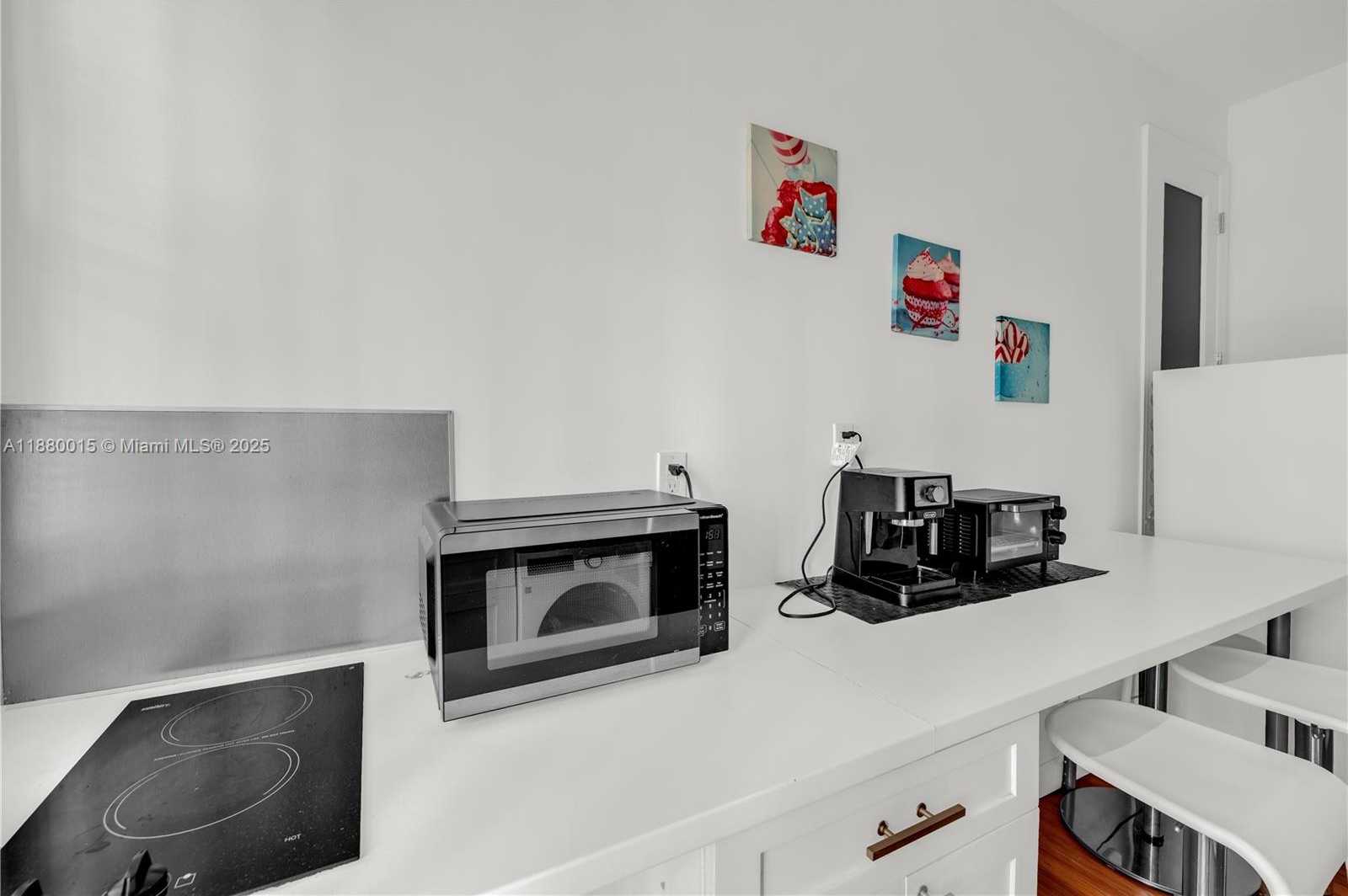Small Image of 439 15TH ST #2, Miami Beach Number 7