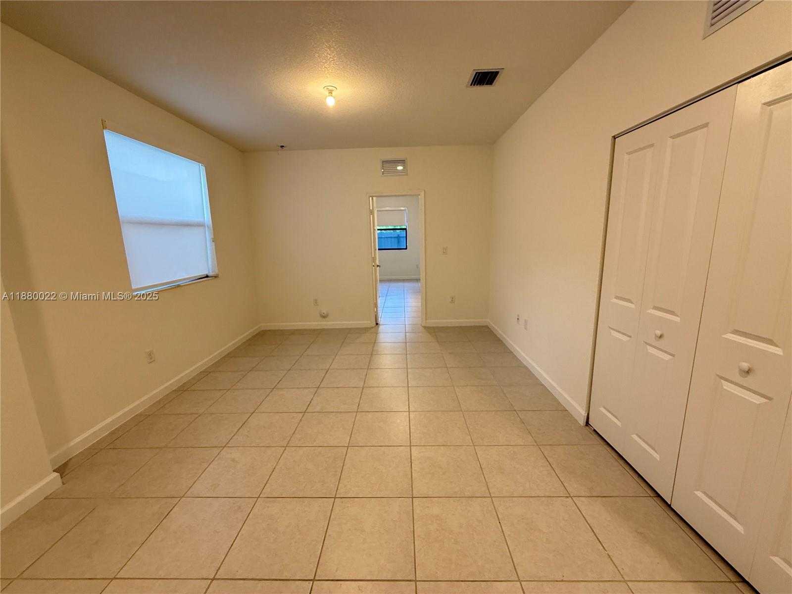 Small Image of 12948 SOUTH WEST 229TH ST #12948, Miami Number 19