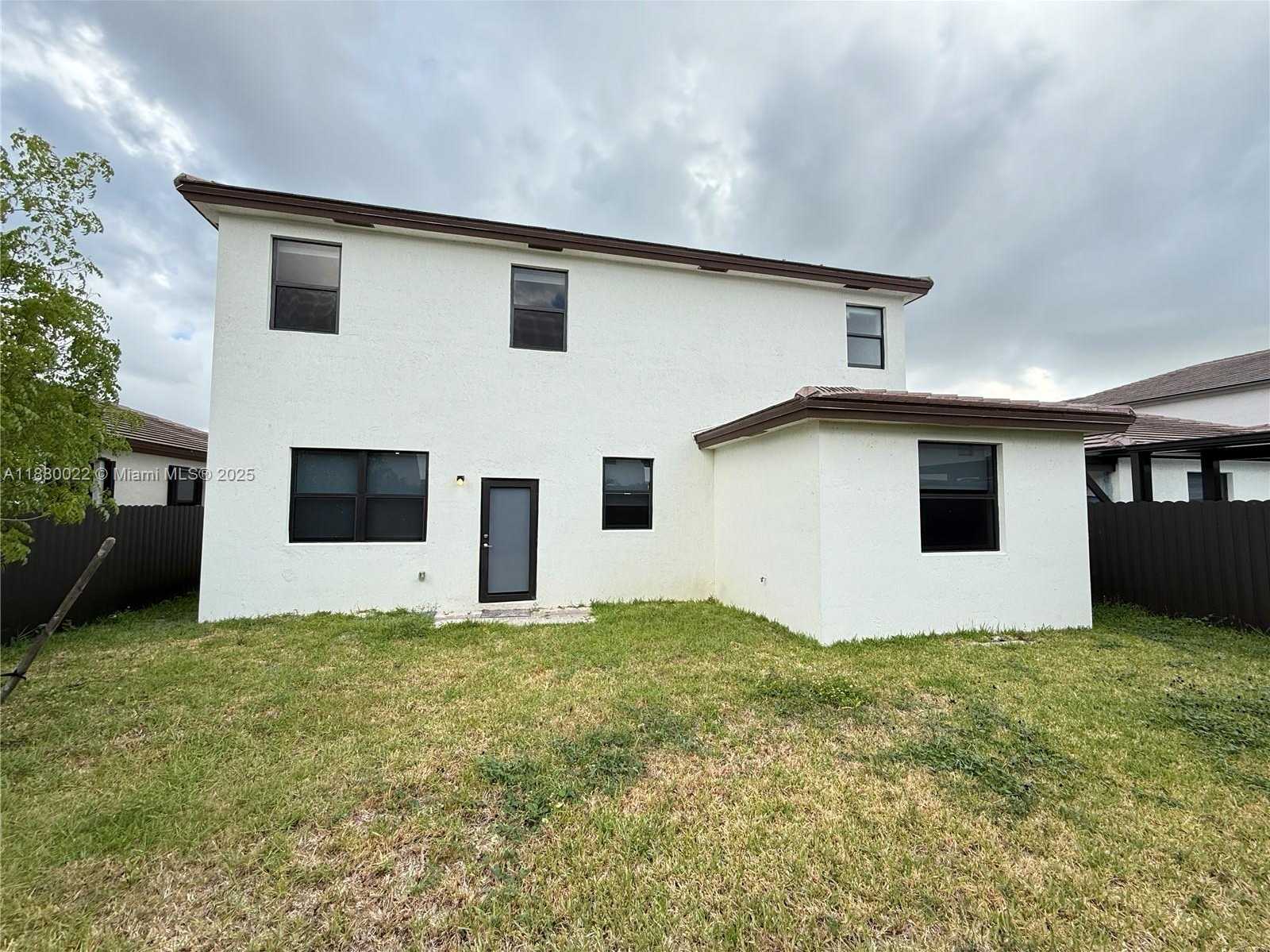 Small Image of 12948 SOUTH WEST 229TH ST #12948, Miami Number 23