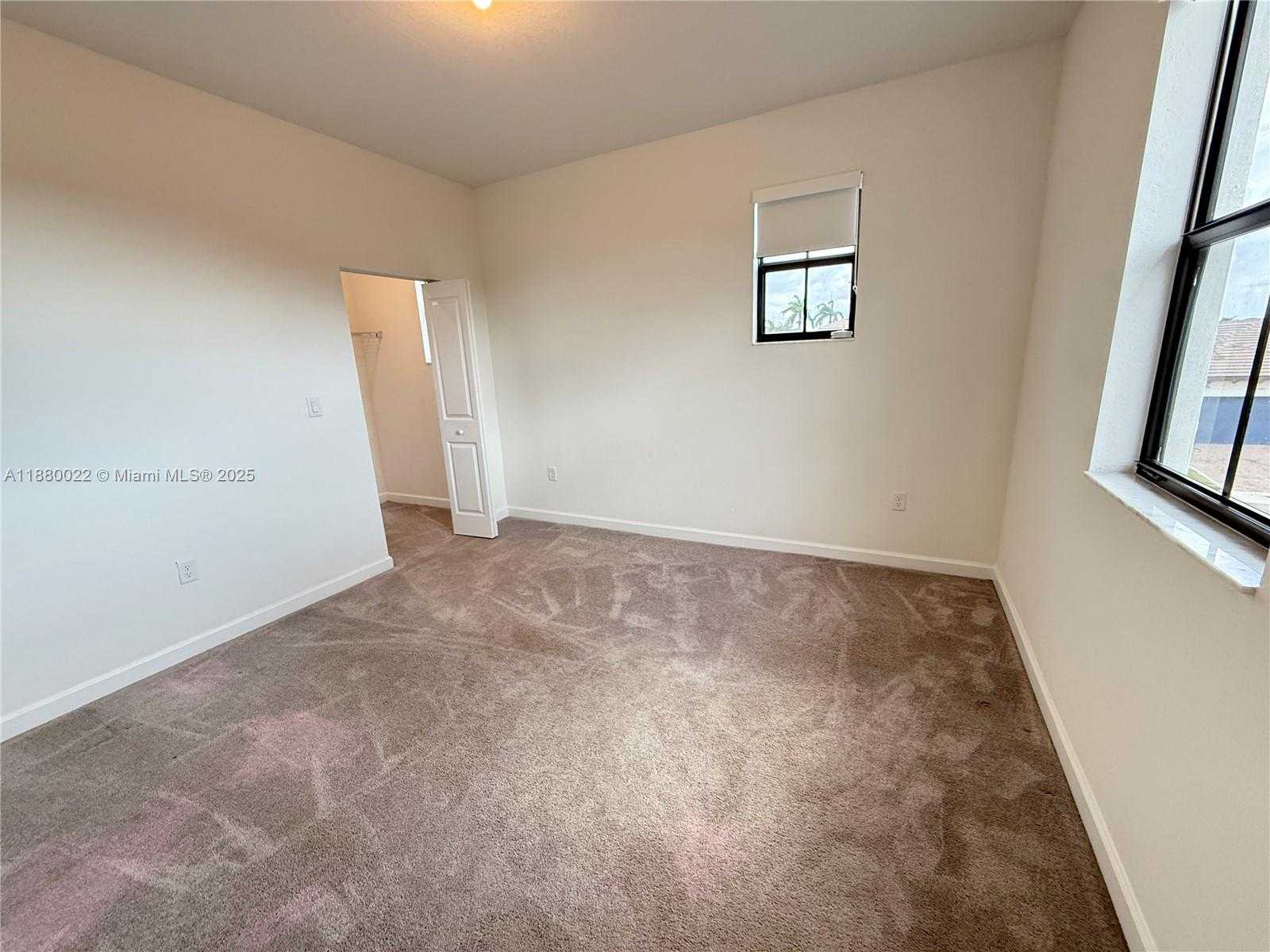 Small Image of 12948 SOUTH WEST 229TH ST #12948, Miami Number 24
