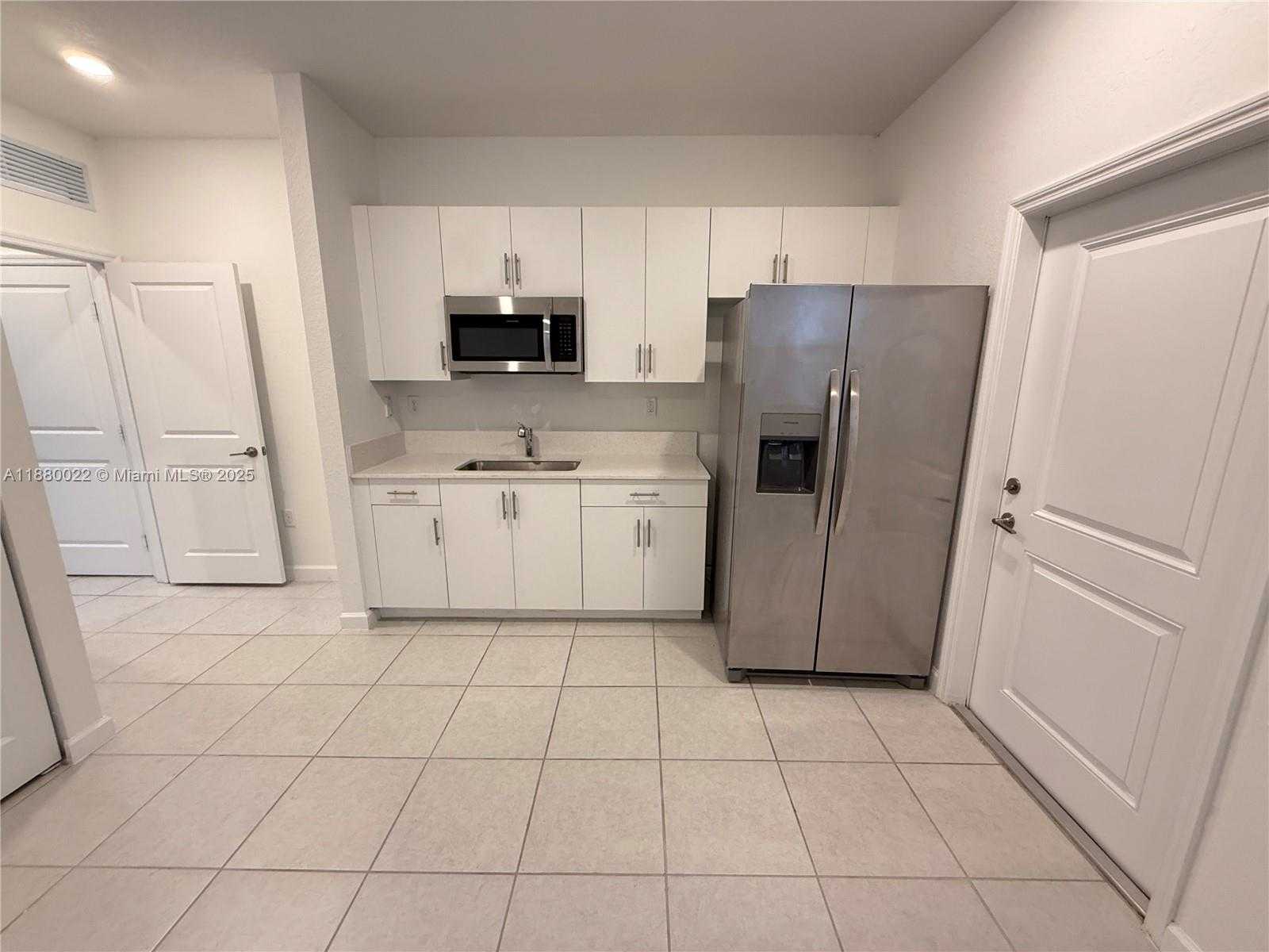 Small Image of 12948 SOUTH WEST 229TH ST #12948, Miami Number 25