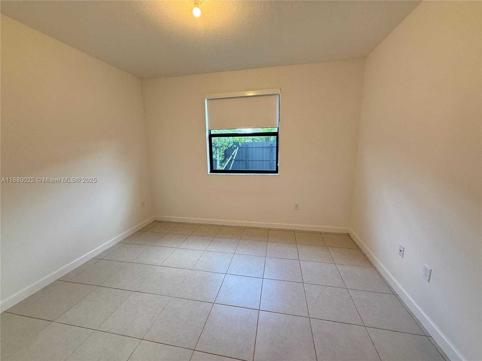 Small Image of 12948 SOUTH WEST 229TH ST #12948, Miami Number 8