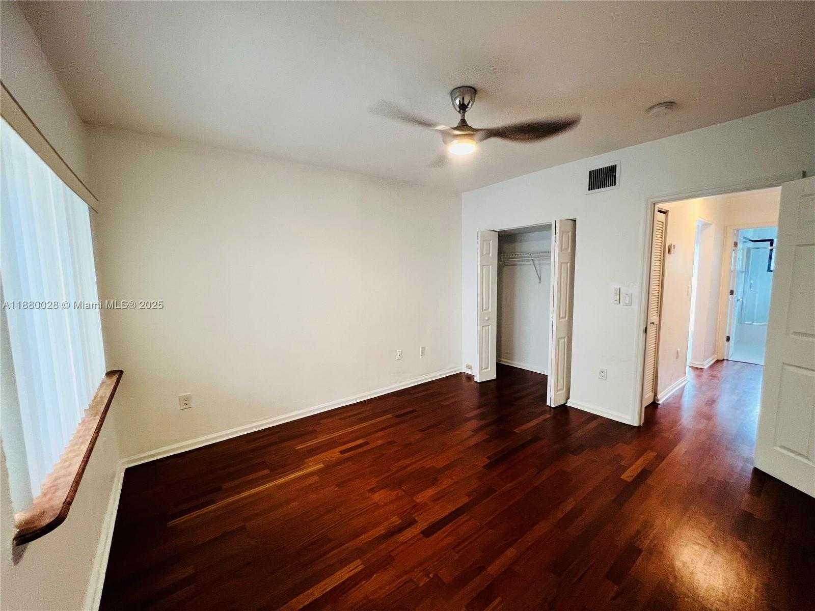 Small Image of 2033 CALAIS DR #8, Miami Beach Number 12