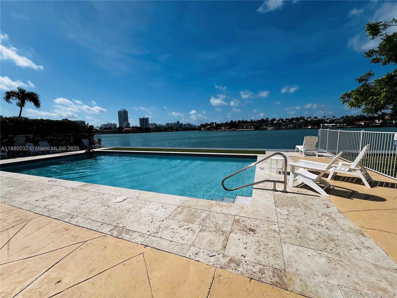 Small Image of 960 BAY DR #912, Miami Beach Number 18