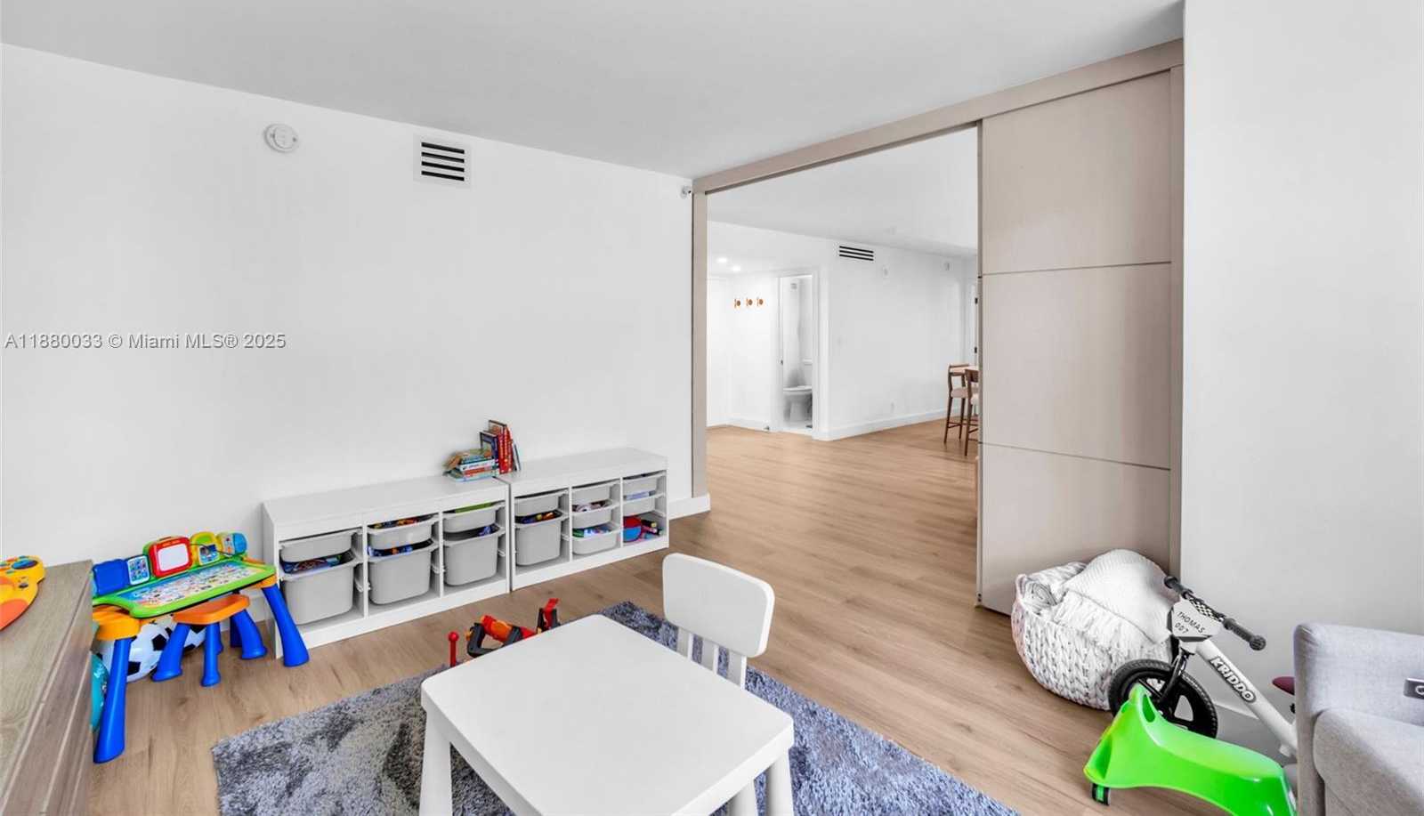 Small Image of 17021 NORTH BAY RD #206, Sunny Isles Beach Number 10
