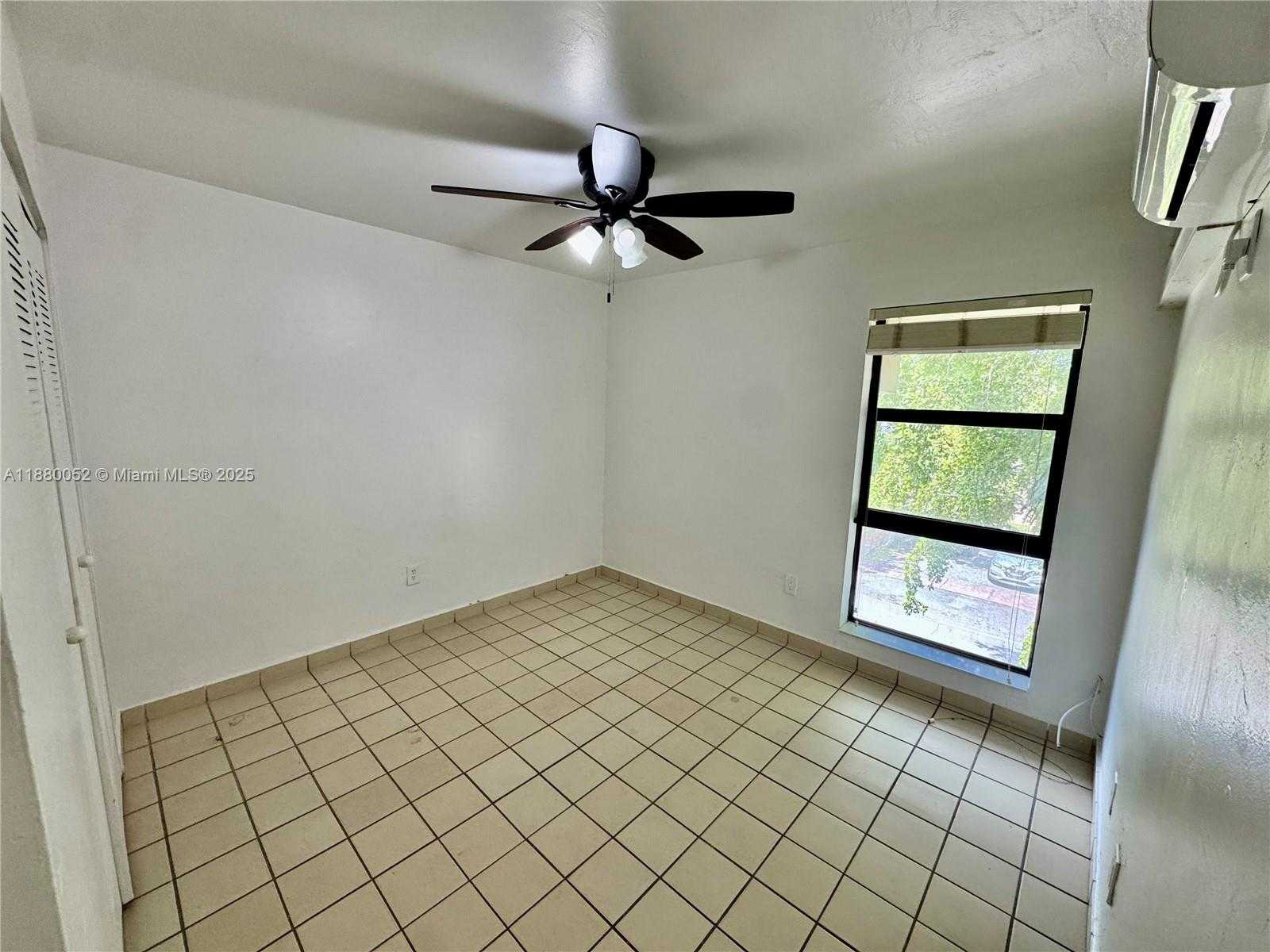 Small Image of 1600 SOUTH LE JEUNE RD #16, Coral Gables Number 10