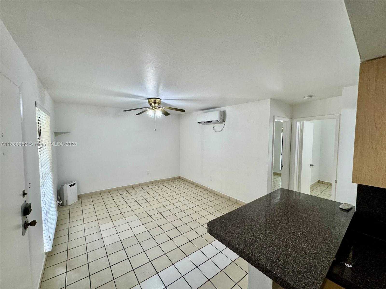 Small Image of 1600 SOUTH LE JEUNE RD #16, Coral Gables Number 6