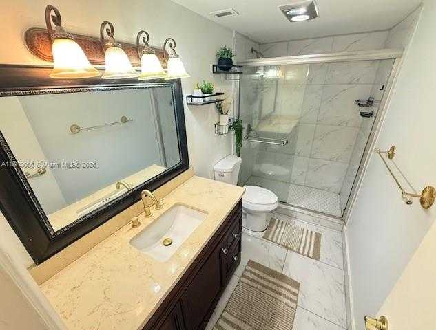 Small Image of 500 BAYVIEW DR #1821, Sunny Isles Beach Number 11