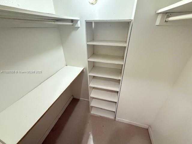 Small Image of 500 BAYVIEW DR #1821, Sunny Isles Beach Number 19