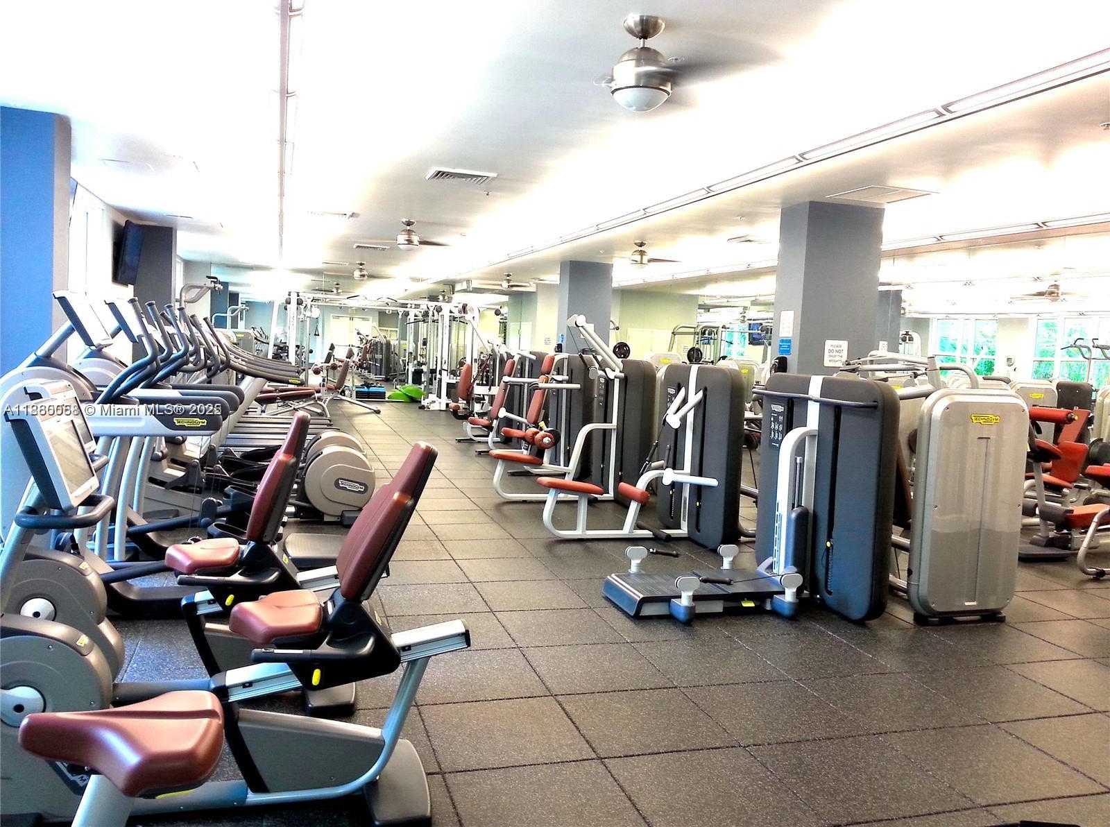 Small Image of 2001 BISCAYNE BLVD #2215, Miami Number 16