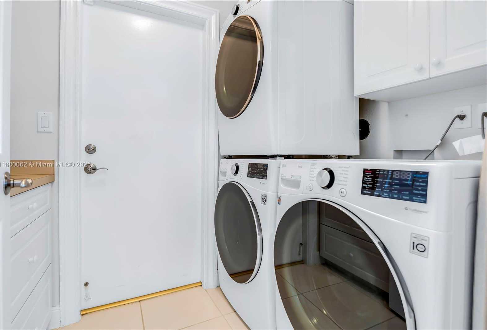 Small Image of 3921 NORTH EAST 31ST AVE, Lighthouse Point Number 26