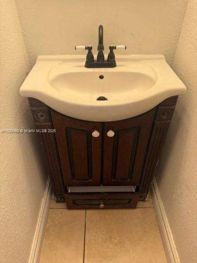 Small Image of 2660 WEST 76TH ST #209, Hialeah Number 4