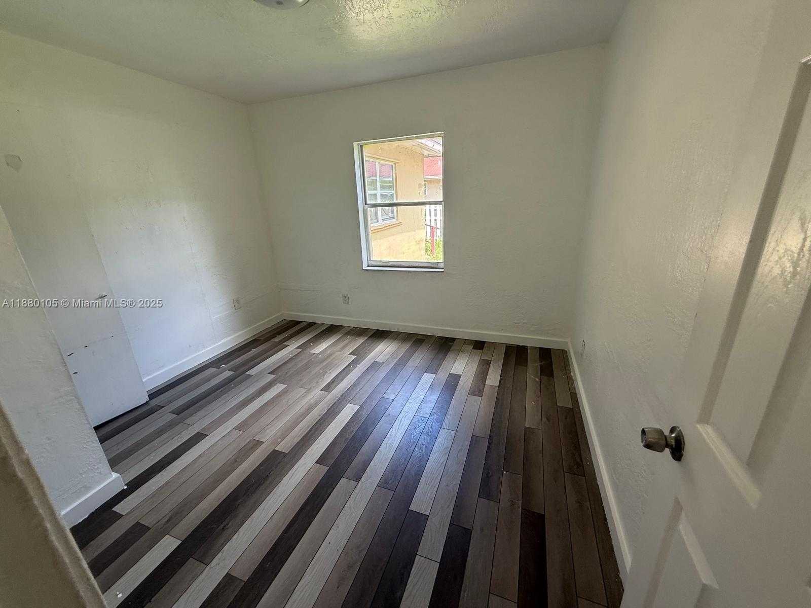 Small Image of 2813 DEWEY ST #A, Hollywood Number 6