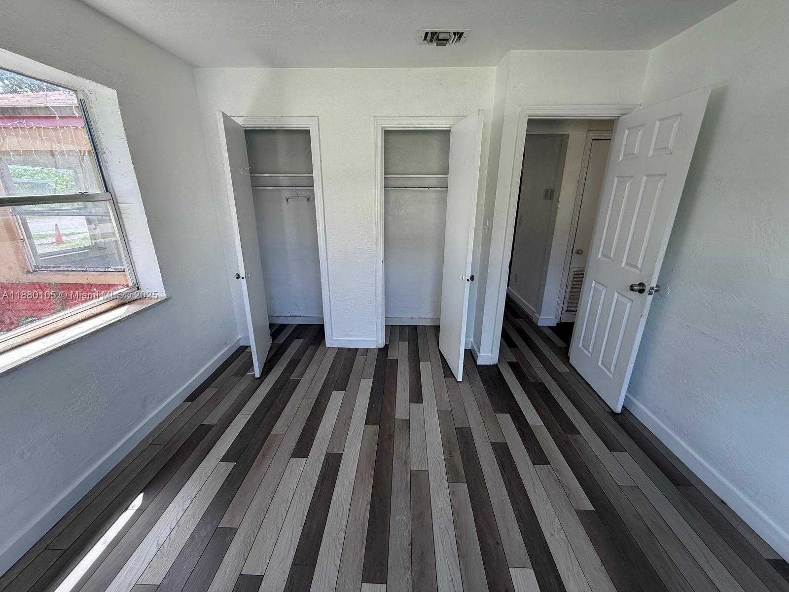 Small Image of 2813 DEWEY ST #A, Hollywood Number 7