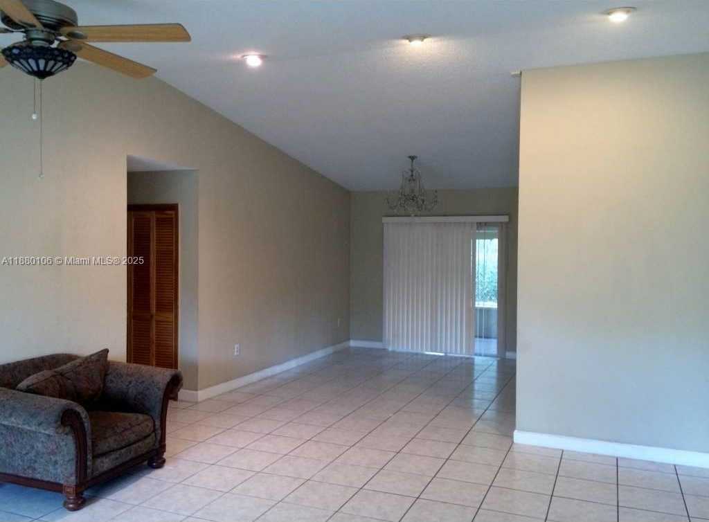 Small Image of 9034 SOUTH WEST 163RD TER, Palmetto Bay Number 2